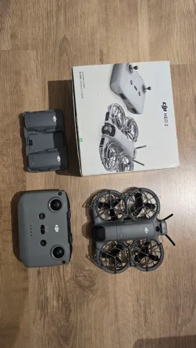 Drone Dji Neo 2 Fly More Combo (com controle sem tela)