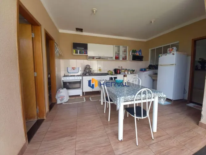 Casa com 3 quartos à venda, 98 m² por R$ 420.000 - Jardim dos Pássaros - Maringá/PR