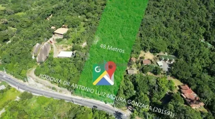 Terreno à Venda de 7.000m² em Localização Privilegiada no Rio Tavares/Lagoa da Conceição !