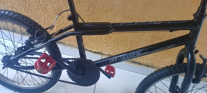 Bicicleta aro 24 em boas condições