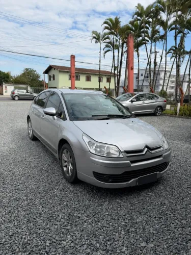 Citroen C4 GLX 2.0 Flex 16V 5P Aut. 2011