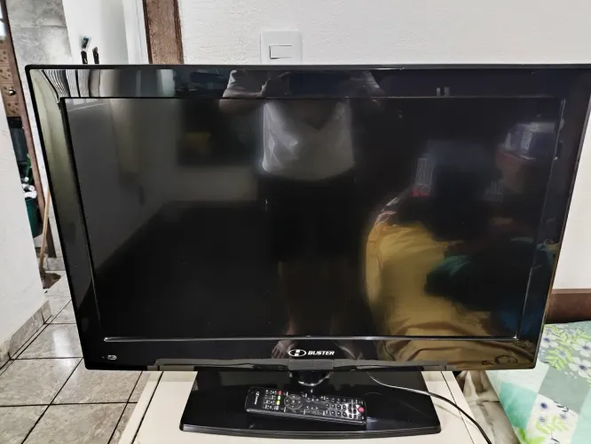 Tv HBuste 32 polegadas 