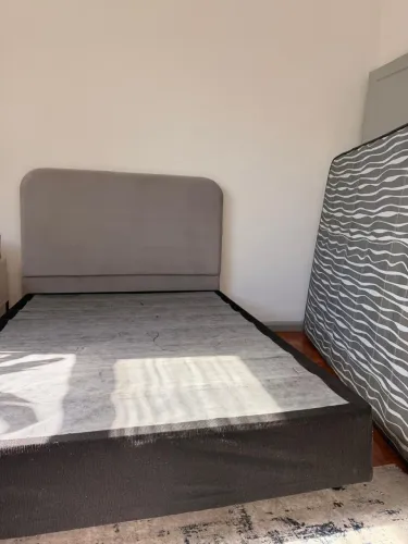 Vendo cabeceira + box casal