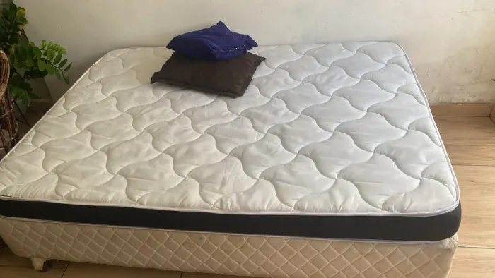 Cama box casal mais colchão 450