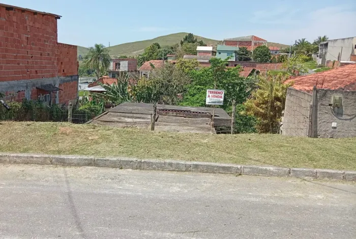 2.000 m² com Estrutura e Laje Pronta - Itatiaia RJ