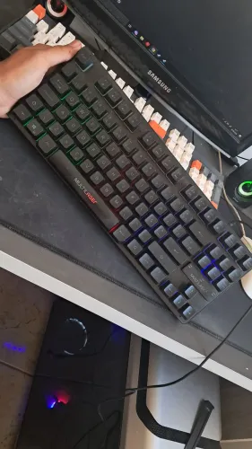 Teclado Gamer RGB 85%