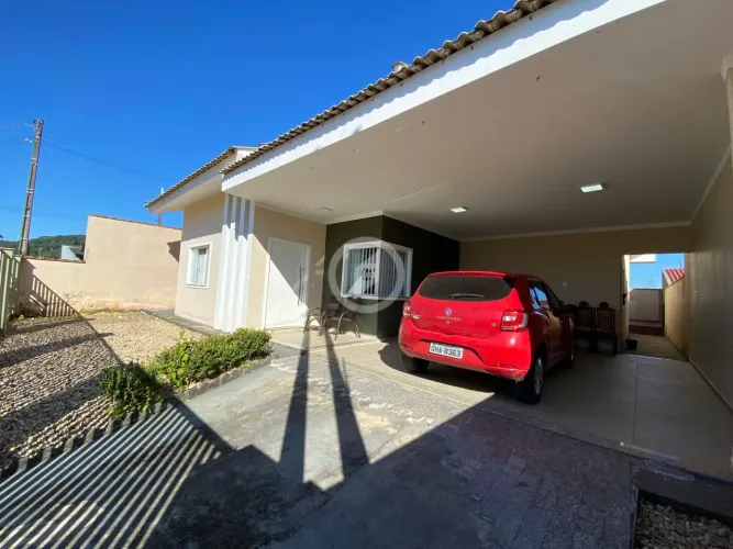 Casa à venda no bairro Bananal do Sul - Guaramirim/SC