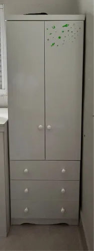 Guarda roupa infantil