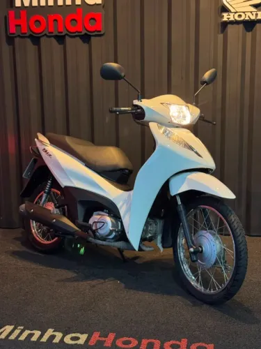 Honda Biz 125 ES 2025/2025 | 2.100 km | 1 Capacete Grátis + Transferência Grátis + 3 Meses
