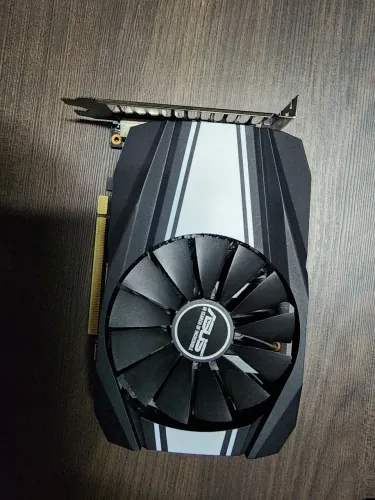 Asus Phoenix GTX 1660 6GB (COM DEFEITO / Para Conserto ou Retirada de Peças)