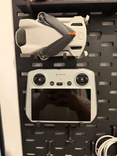 Drone DJI Mini 3 com controle RC2 com tela