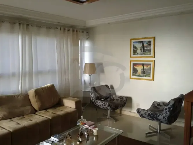 Apartamento de 290m² no Biarritz Plaza com 4 Quartos, sendo 3 Suítes