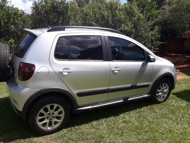 Volkswagen Crossfox 1.6 MI Total Flex 8V 5P 2014