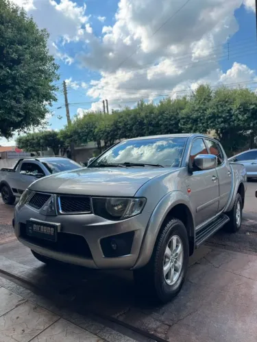 Mitsubishi L200 Triton HPE 3.2 CD TB Int.diesel AUT 2012