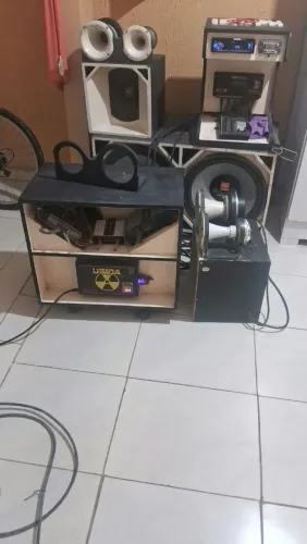 Som automotivo
