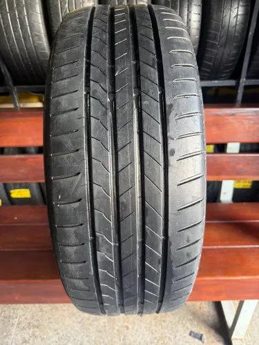 PNEU 235/50/20