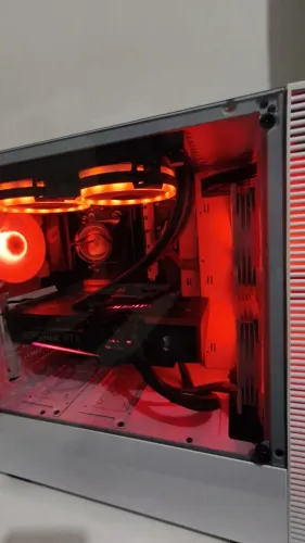 PC GAMER/ RTX 3070 AORUS/ RYZEN 7 5700X/ 24 GB DDR4