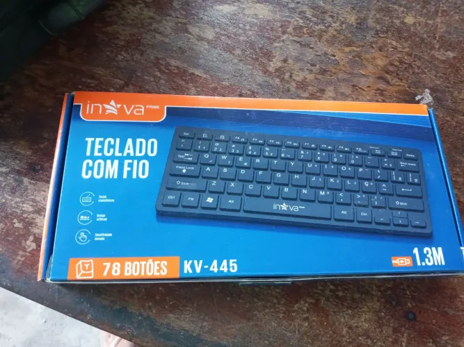 Vende-se teclado