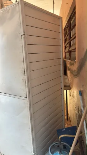 Carrinho de pão com telas