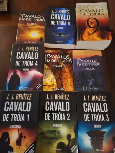 Coleção dos 9 livros Cavalo de Tróia