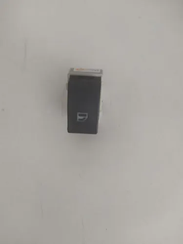 Botão para vidro elétrico simples. : P/ FOX, Gol. 2 cliques. Novo. R$ 60,00.