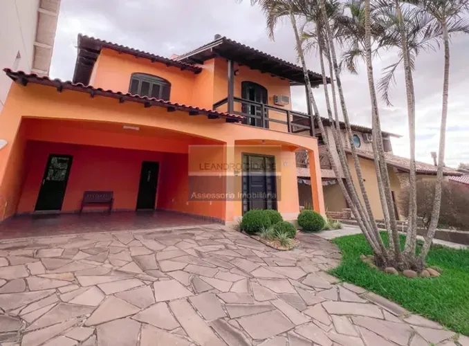Casa de condomínio 3 dormitórios - Bairro Cantegril