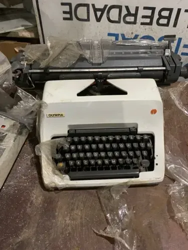 Lote de máquina de escrever manual