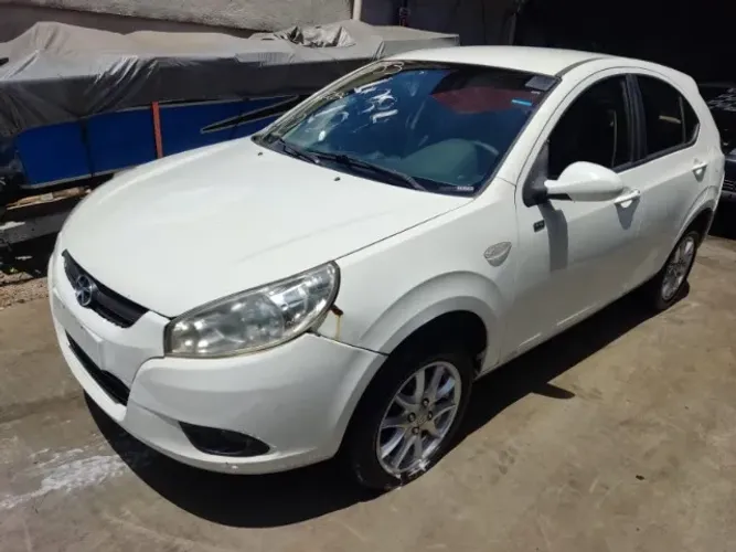 Sucata Jac J3 Sedan Disponível Para Retirada De Peças