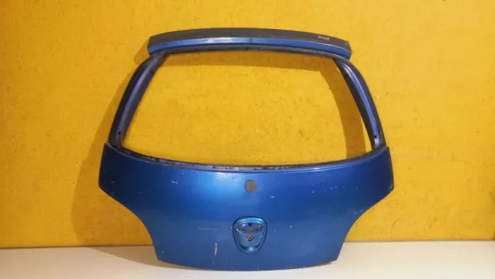 Tampa traseira Ford Ka 1997 1998 1999 2000 2001