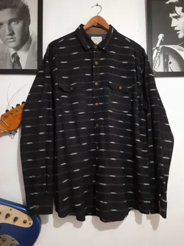 Camisa Renner Ripping Preta e Marrom Tam GG.