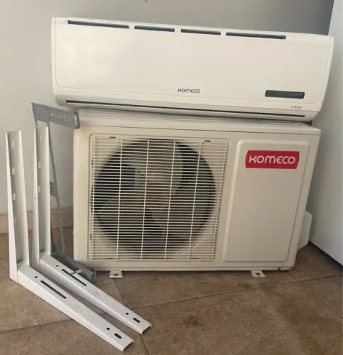 AR CONDICIONADO KOMECO 18.000 BTUS QUENTE E FRIO