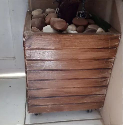 Vaso de concreto,, vernizado com rodinhas