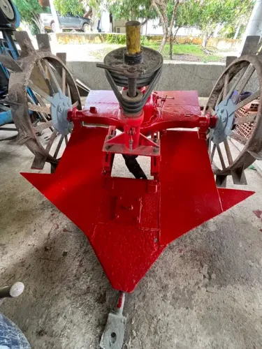 Vendo duas roçadeiras de arrasto ticão