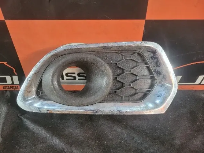 Moldura do Farol de Milha Direito Renault Sandero Logan 2015 a 2020 Friso Cromado (c 