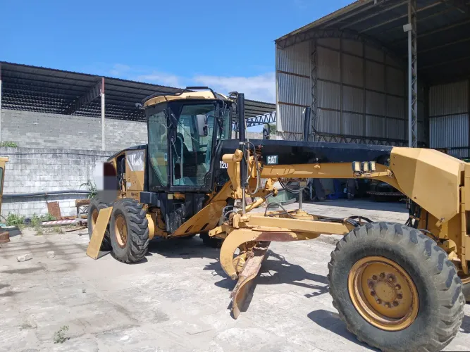 motoniveladora caterpillar 120m ano 2012