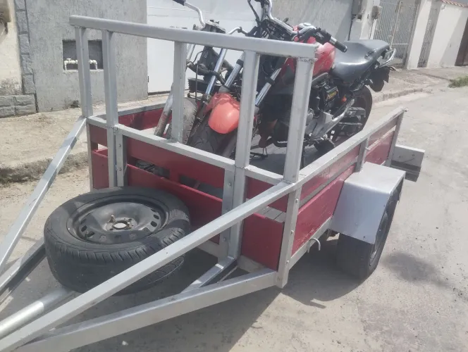 Fretes socorro de moto pequenas mudança e muito mais ..