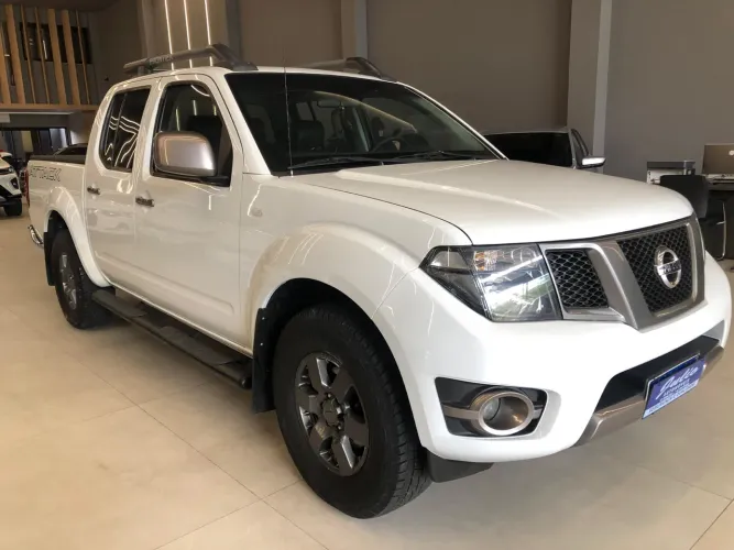 Nissan Frontier SV At.cd 4X4 2.5 TB Diesel Mec. 2015