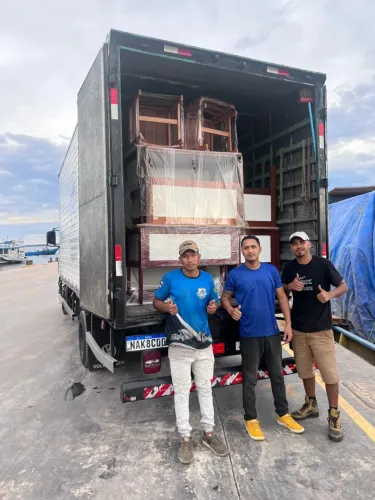 Serviços de mudança frete e transporte em geral 