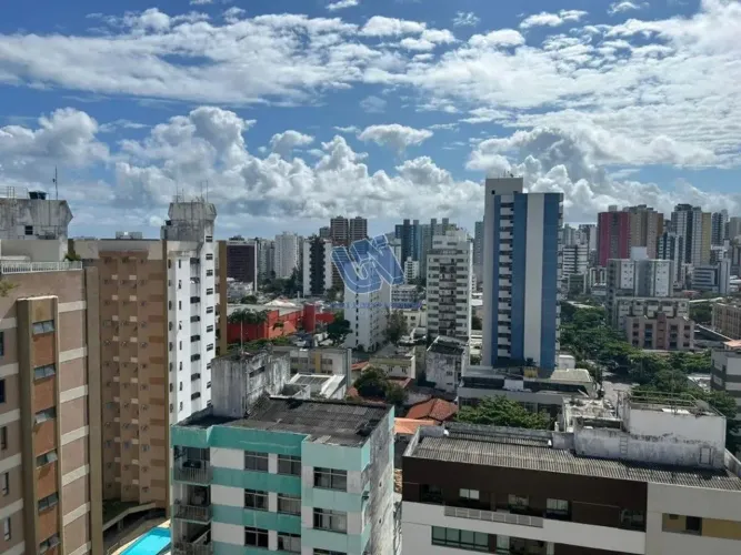 Apartamento duplex cobertura com 3 suítes nascente 211m2 total na Pituba