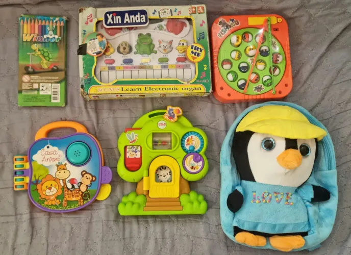 Lote de brinquedos infantis variados