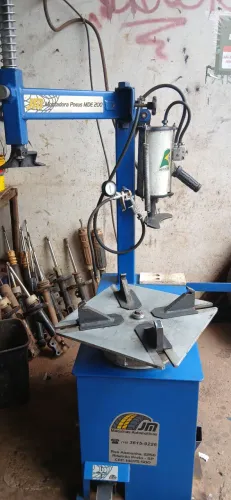 Máquina de montar pneu automotivo