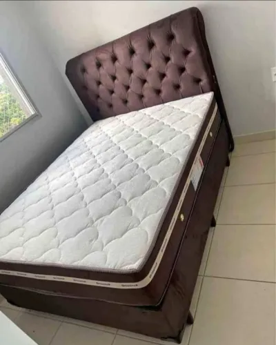 Cama casal colchão molas ensacadas e cabeceira