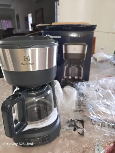 Cafeteira Elétrica Electrolux ECM25