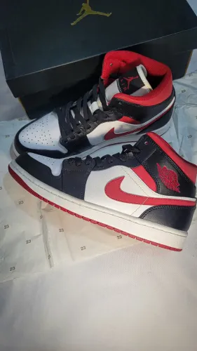 Tênis Air Jordan 1 Mid Gym Red 40 BR Usado Original