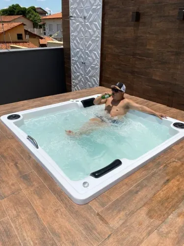 VI-banheira de hidromassagem spa 4 pessoas 