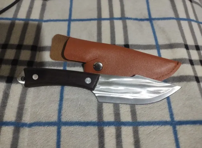 Faca Artesanal com Bainha - Afiada e Resistente