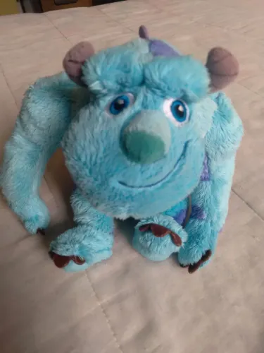 PELÚCIA DISNEY/PIXAR SULLIVAN MONSTROS SA