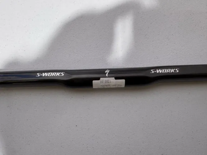 Guidão SPECIALIZED S-WORKS CARBONO 440 mm SEMI NOVO 