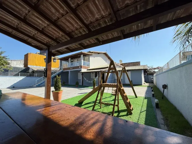 Hotel pousada com 6 quartos no bairro Rio Vermelho