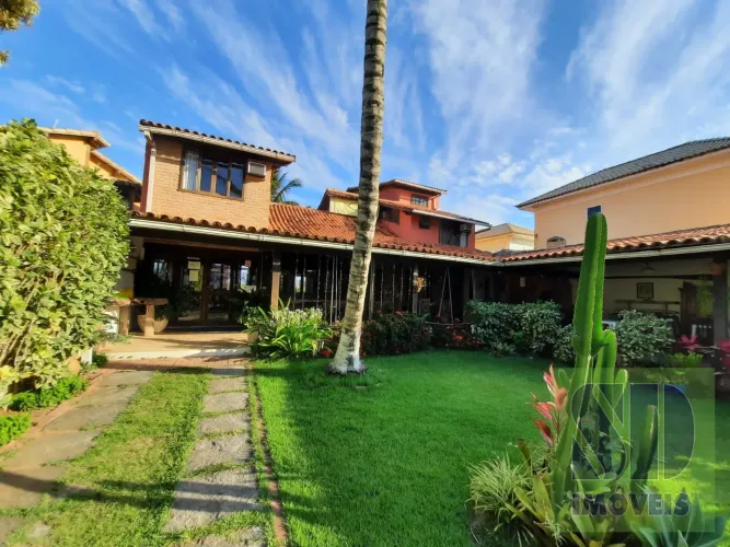 Compre Pousada / Chalé com 11 Dormitórios, 11 Suítes, 8 Vagas e com 300M² em Foguete por R